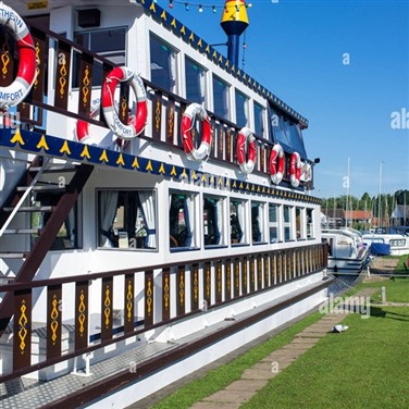 Norfolk Broads and Mississippi Paddle Boat